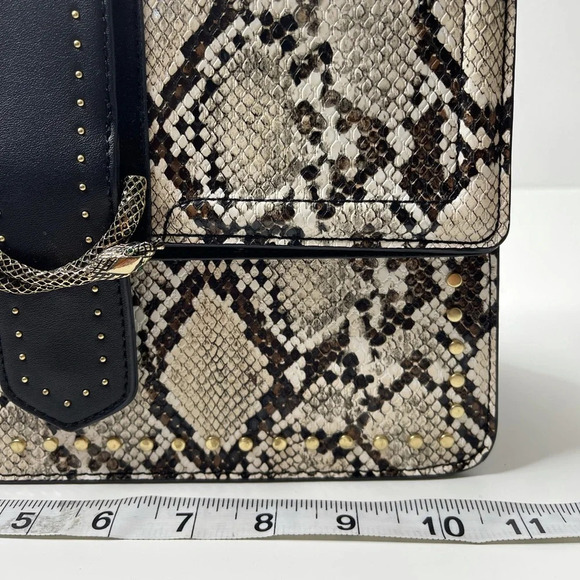 🛍️ 3/$40 Topshop Snakeskin Clutch  Purse Black Grey - Picture 10 of 11